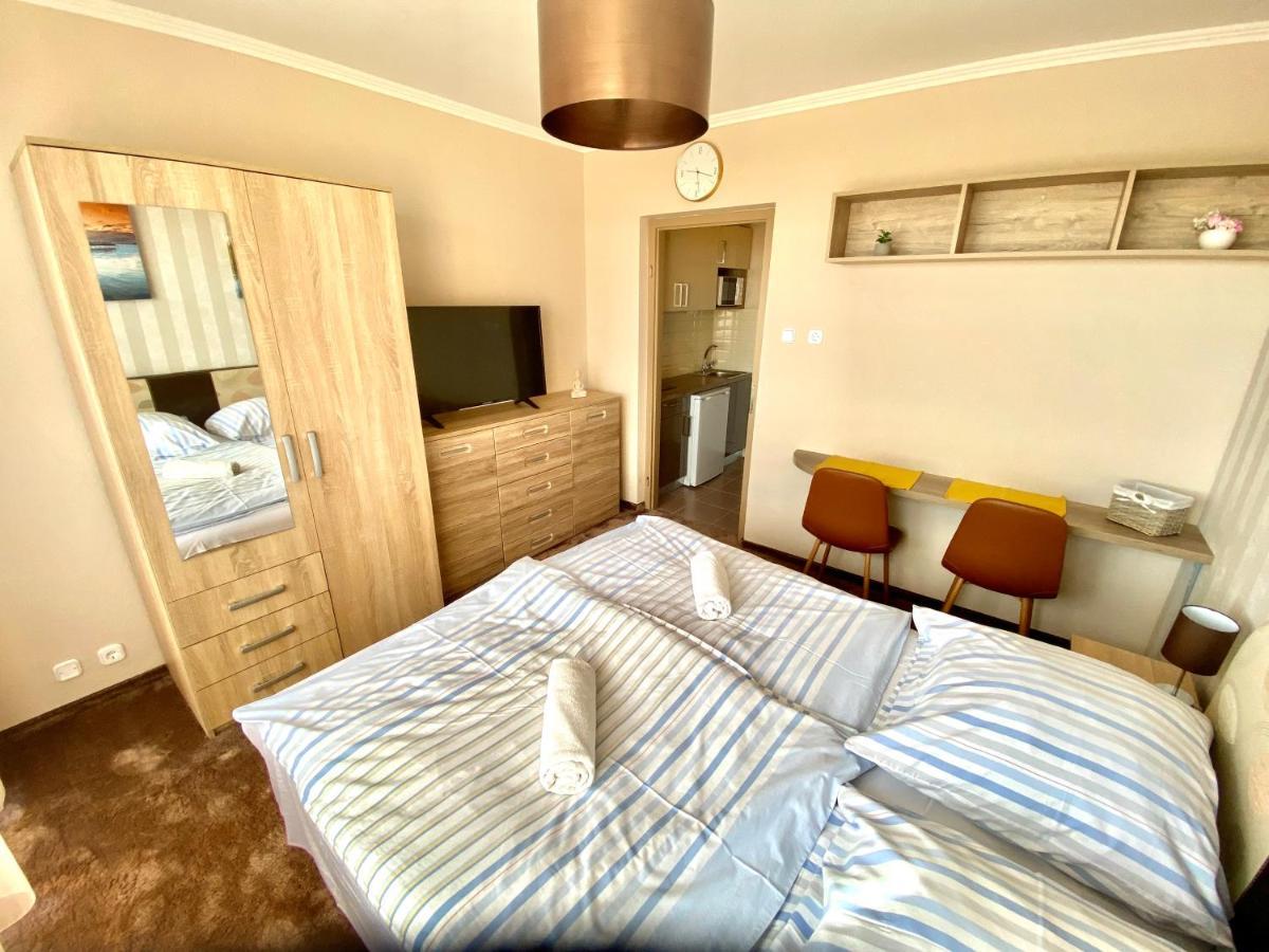 Aqua Blue Apartmanok - Siófok Esterno foto