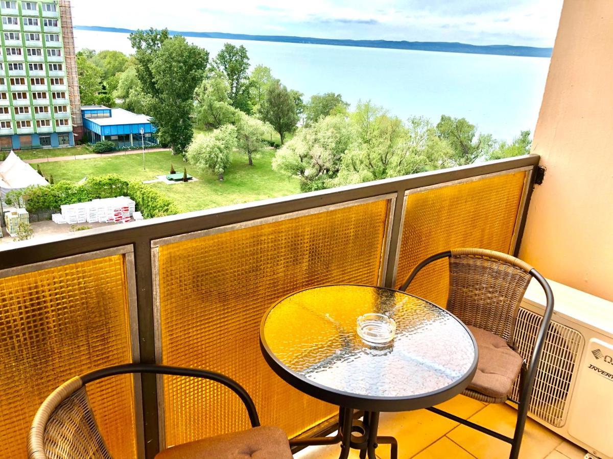 Aqua Blue Apartmanok - Siófok Esterno foto