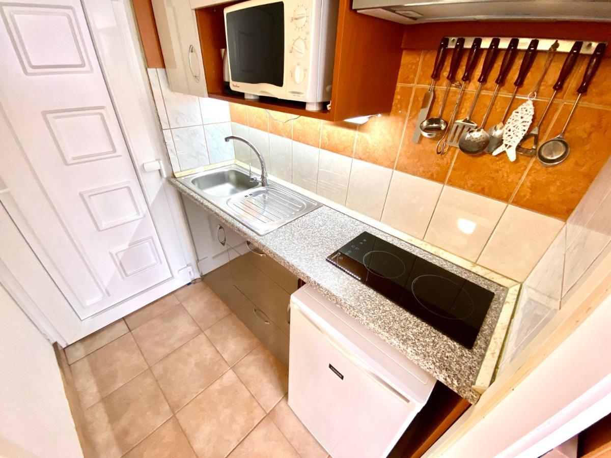 Aqua Blue Apartmanok - Siófok Esterno foto