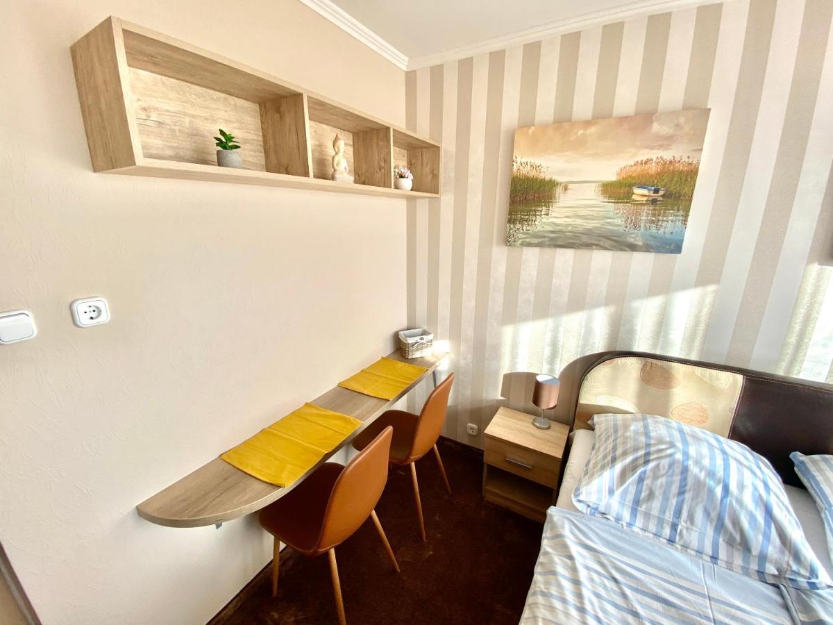 Aqua Blue Apartmanok - Siófok Esterno foto